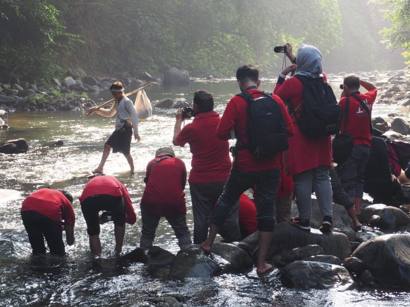 Ingin Melihat Lebih Dekat Kehidupan Suku Baduy, Komunitas Semut Foto (KSF) Kunjungi Desa Adat Baduy