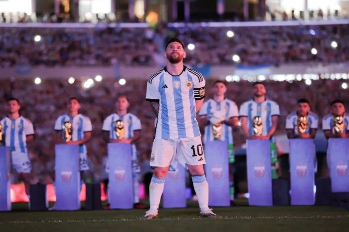 Lionel Messi Kapten Timnas Argentina