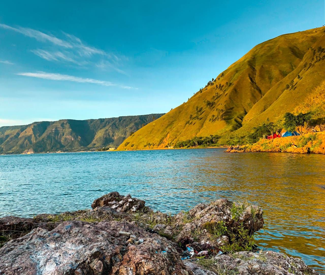 Pesona keindahan desa wisata Danau Toba / Bagoes Ilhamy / Unsplash