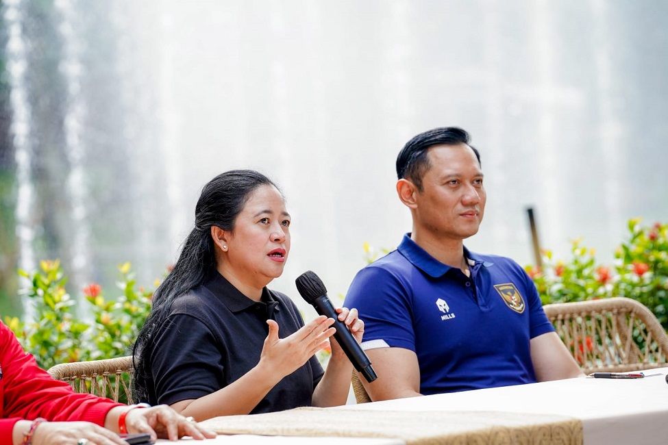 Puan dan AHY saat memberikan pernyataan usai mengadakan pertemuan empat mata Hutan Kota Plataran, Senayan, Jakarta, Minggu (18/6/2023). Foto: DPP PDIP