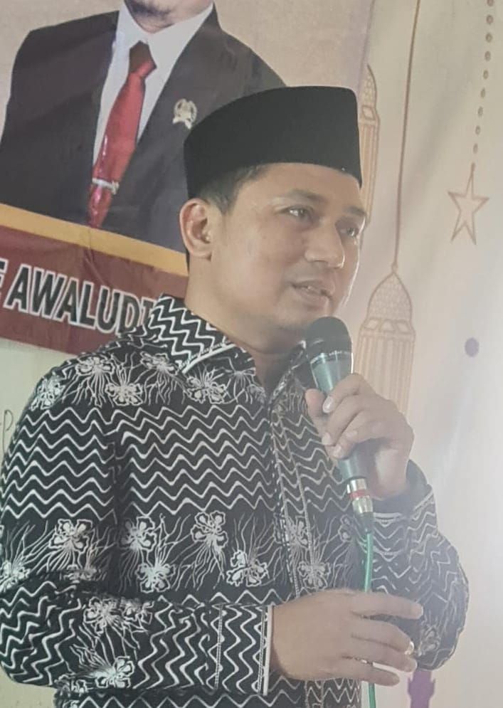 Ade Awaludin Anggota DPRD Provinsi Banten Fraksi Gerindra.