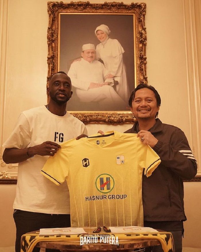 Makan Konate, eks-pemain Persib Bandung resmi bergabung dengan Barito Putera.