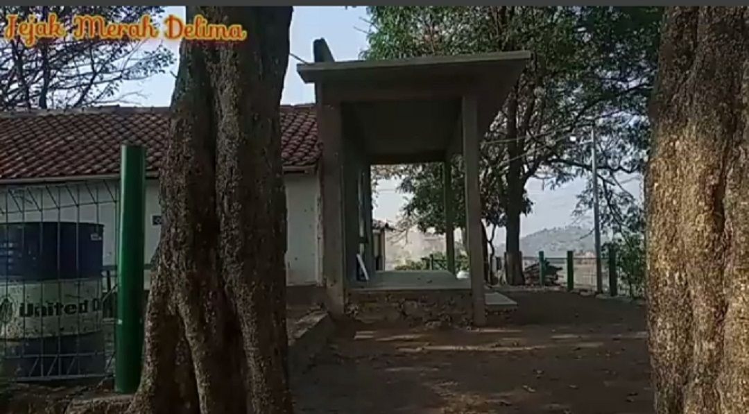 Gerbang Makam Ki Buyut Agung di Gunung Lempuyang, Bojonegara, Kabupaten Serang, Banten/tangkapan layar youtube/channel Jejak Merah Delima