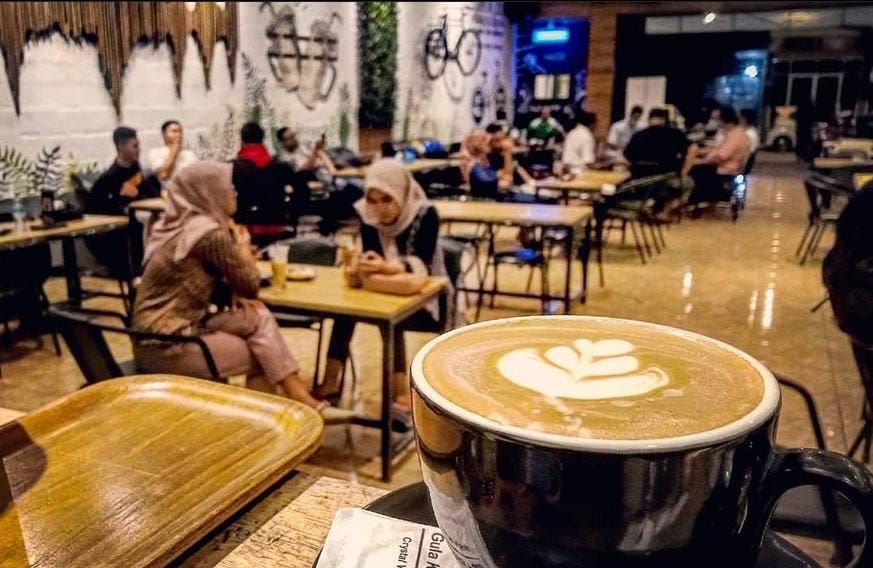 Ilustrasi Encycoffeedia/ Lima Rekomendasi Tempat Nongkrong dengan View yang Estetik dan Instagrammable di Semarang. 