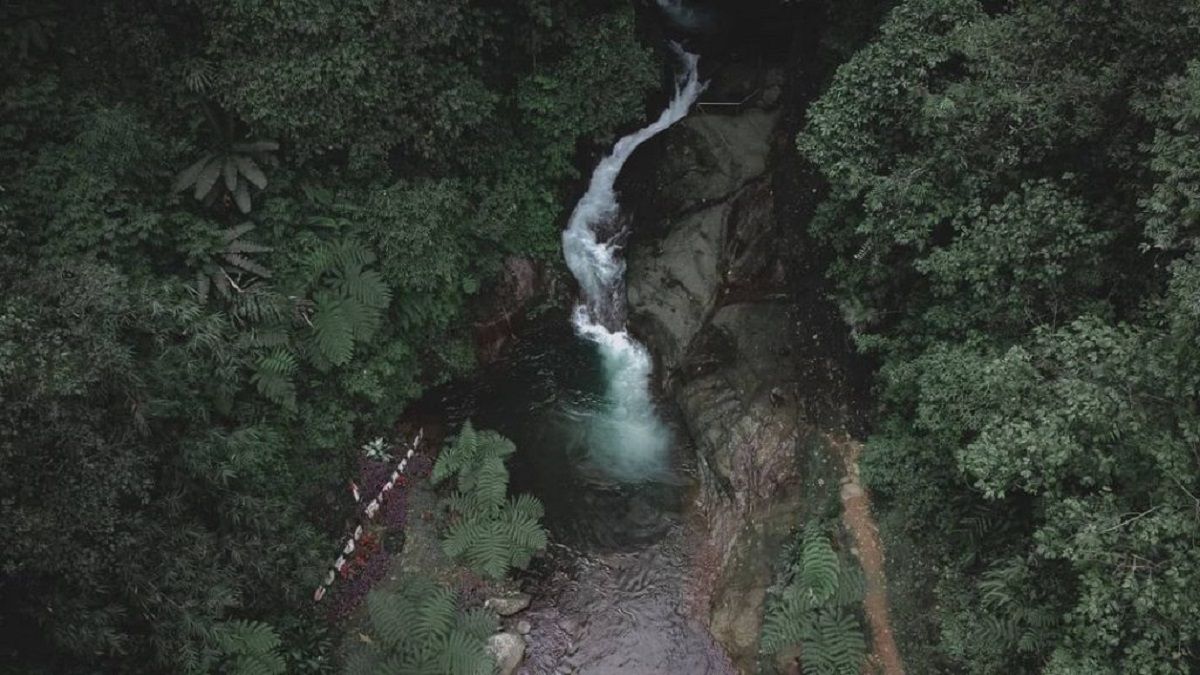 Curug Bidadari Jolotigo, wisata air terjun di Pekalongan.