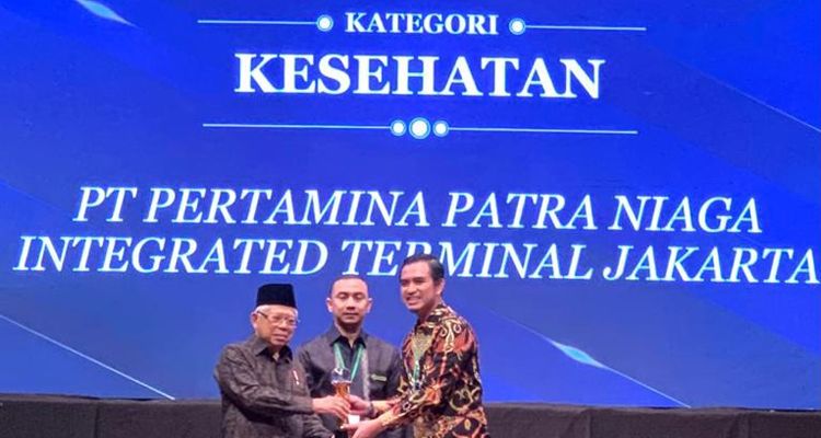 Integrated Terminal Jakarta (ITJ) Pertamina Patra Niaga Regional Jawa Bagian Barat menerima penghargaan Padmamitra Award 2022