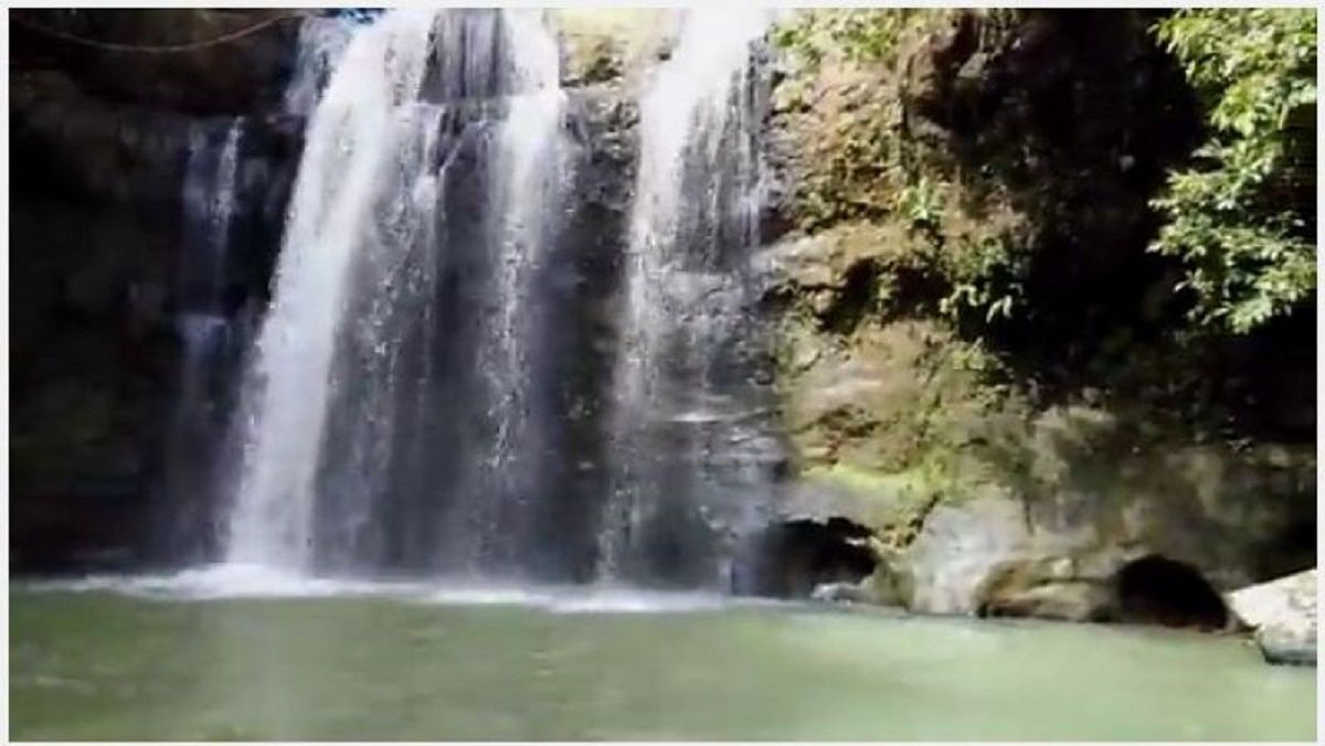 Curug Luhur Pangandaran, wisata air terjun di Pangandaran.