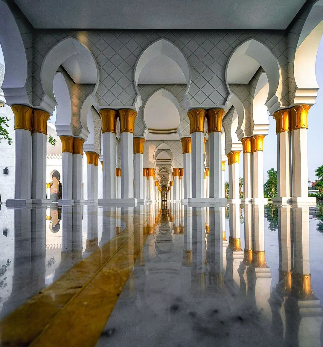 Masjid Sheikh Zayed - 7 Rekomendasi Tempat Wisata Terbaru di Solo