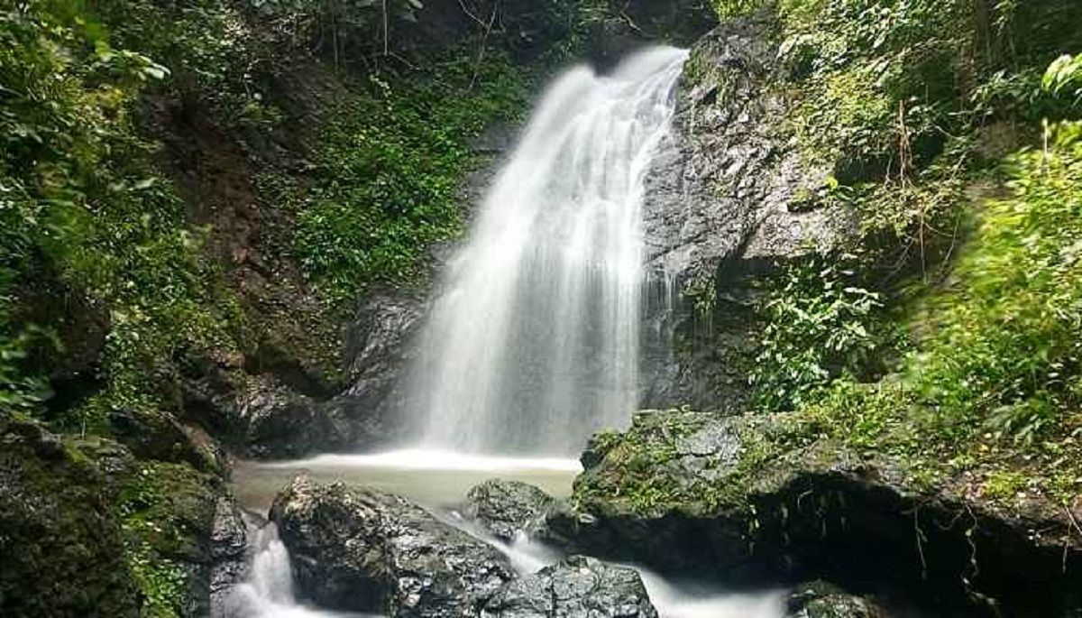 Air Terjun Sumber Jodo, wisata air terjun di Kediri.