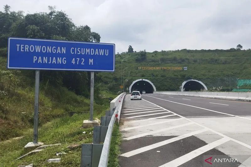Terowongan kembar Tol Cisumdawu, Kabupaten Sumedang, Jawa Barat