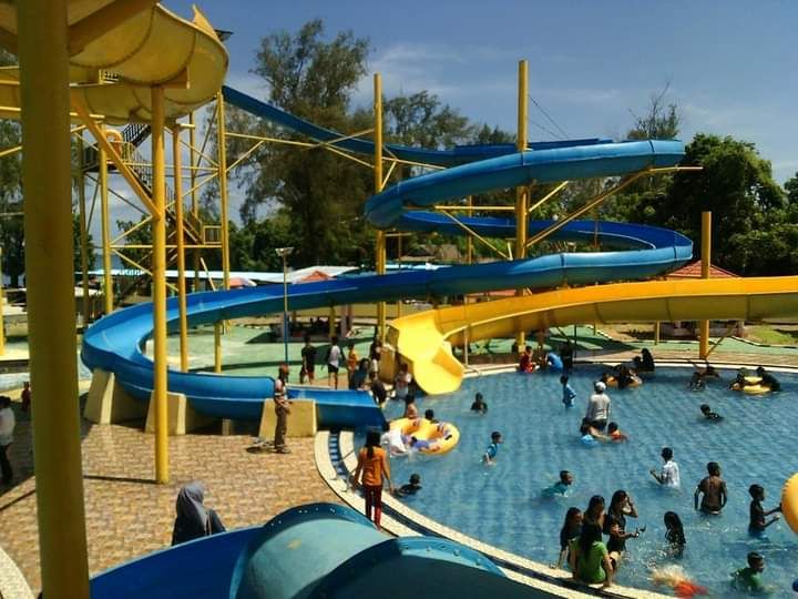 Waterboom Bolihutuo Beach