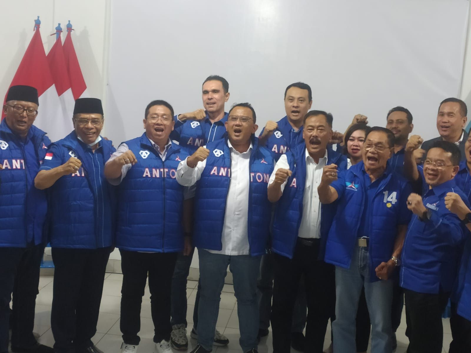 Kader Demokrat Jabar usai nonton bareng Pidato Politik AHY di Kantor DPD Demokrat Jabar, Kota Bandung.