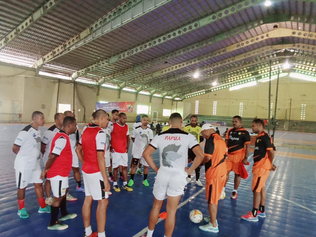 Latihan Futsal Korpri Papua dibawah arahan pelatih Daud A istimewa