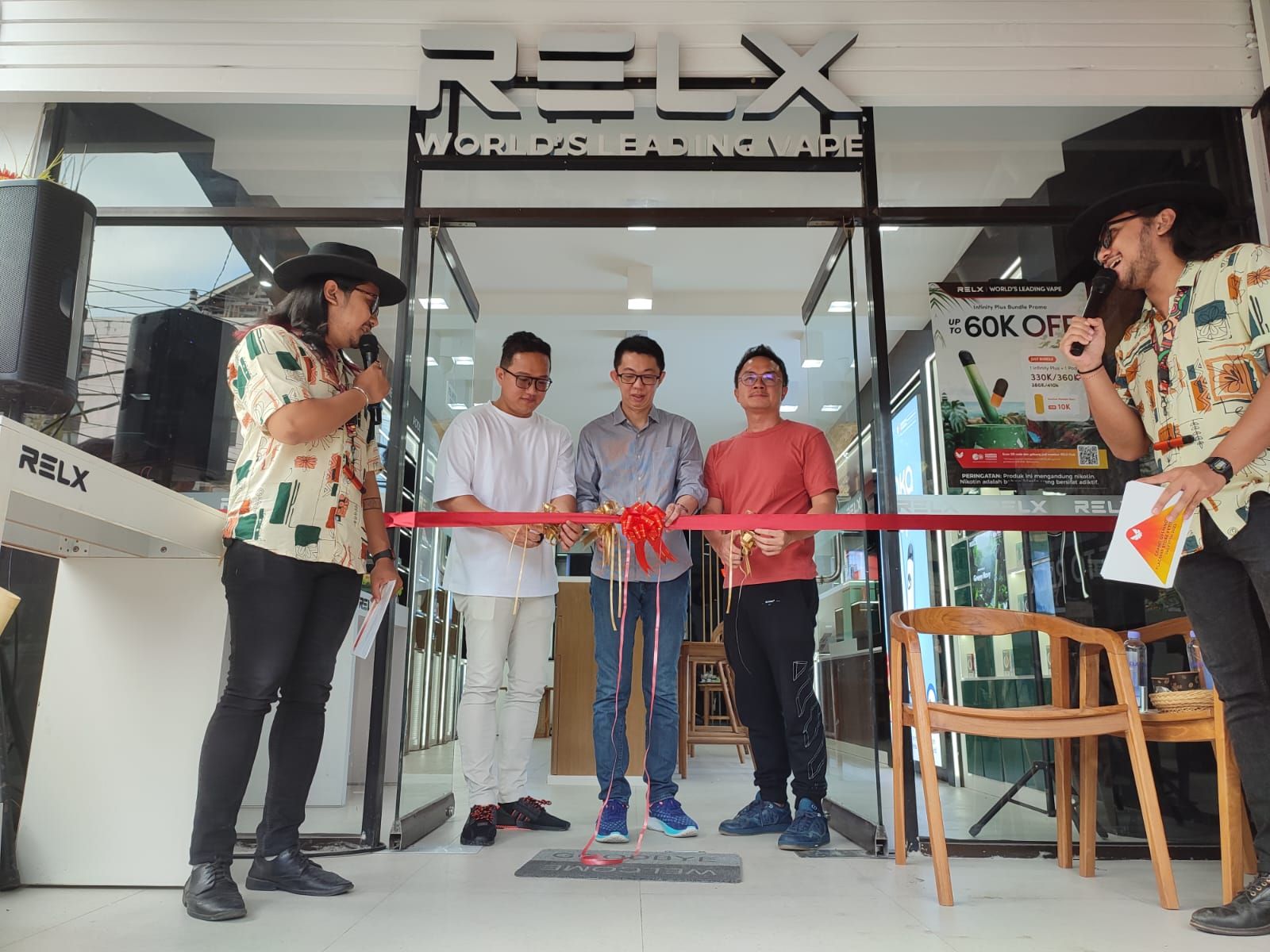Pembukaan  Flagship RELX di Petitenget Bali Senin 17 Juli 2023.