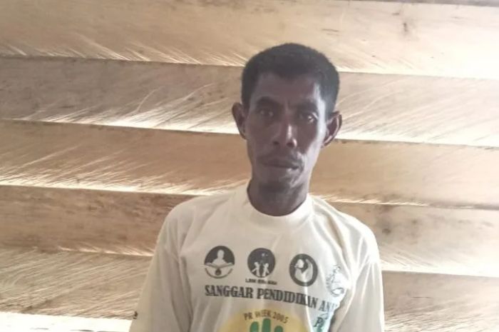 Tazkiel (32), nelayan asal Sikka yang ditemukan di wilayah perairan Sulawesi Selatan.