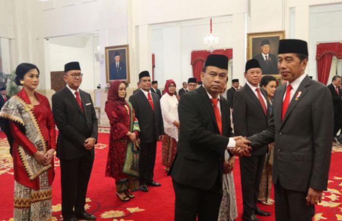 Presiden Joko Widodo melantik Budi Arie Setiadi sebagai Menteri Komunikasi dan Informatika di Istana Negara, Jakarta, Senin (17/7/2023)