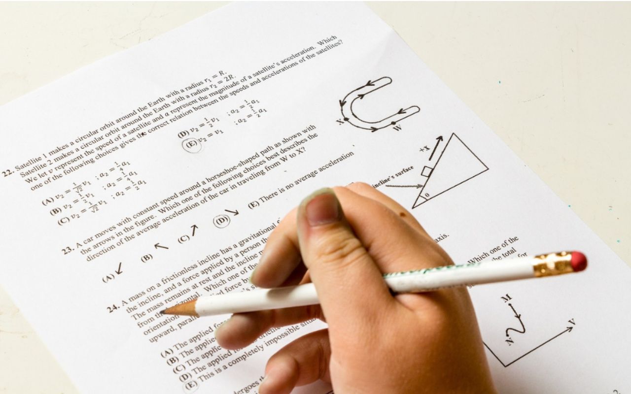 40 SOAL Ujian Sekolah Matematika Kelas 9 2023 dan Kunci Jawaban, Latihan US Matematika SMP Kurikulum Merdek