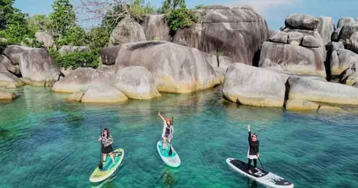 Stand up paddle board di Pantai Tanjung Tinggi
