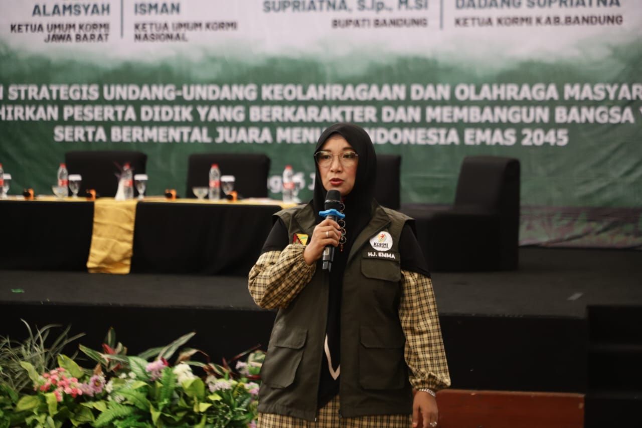 Ketua Dekranasda Kabupaten Bandung Emma Detty sambut baik event Hijrah Fest Bandung Bedas./ Diskominfo