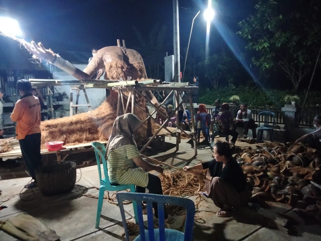 Ramaikan Winong Lodrajaya Festival III Tahun 2023, Warga Desa Winong dari Masing-masing RT membuat Karya dari Bahan Alam 'Winong Artnival'
