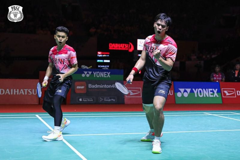 Pasangan ganda putra Indonesia Leo Rolly Carnando/Daniel Marthin berhasil lolos ke babak perempat final Victor Hong Kong Open 2023.