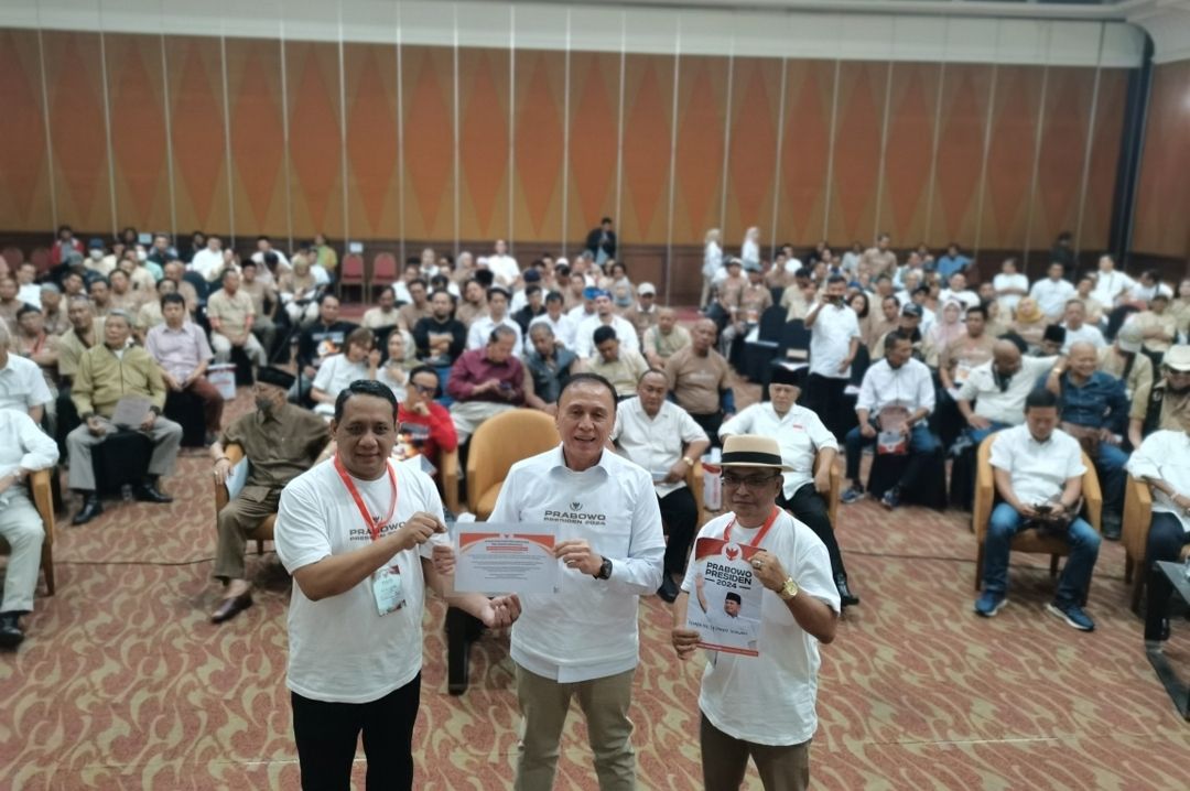 Iwan Bule bersama relawan siap memenangkan Prabowo Subianto 