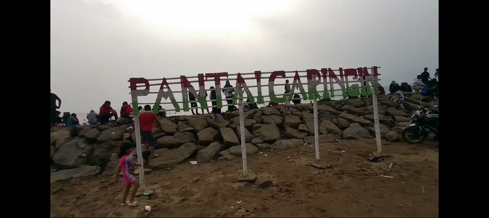 Pantai Caringin Pandeglang Banten