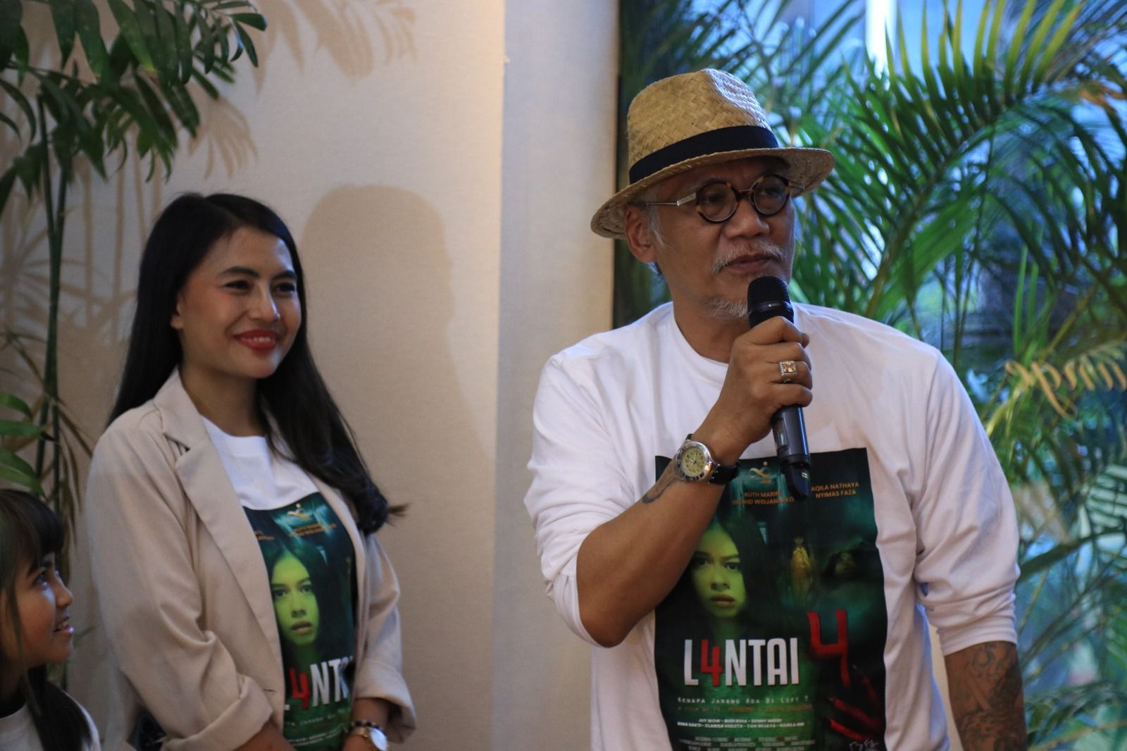 Tyo Pakusadewo, pemeran utama film Lantai 4/