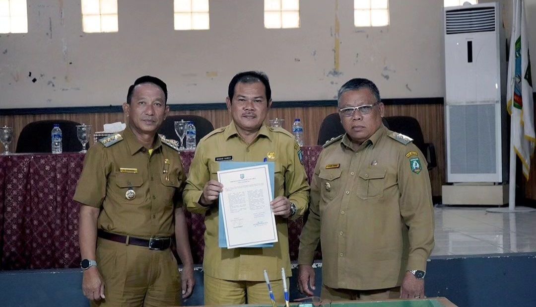 Penandatanganan Pakta Integritas Pejabat Daerah di Belitung Timur