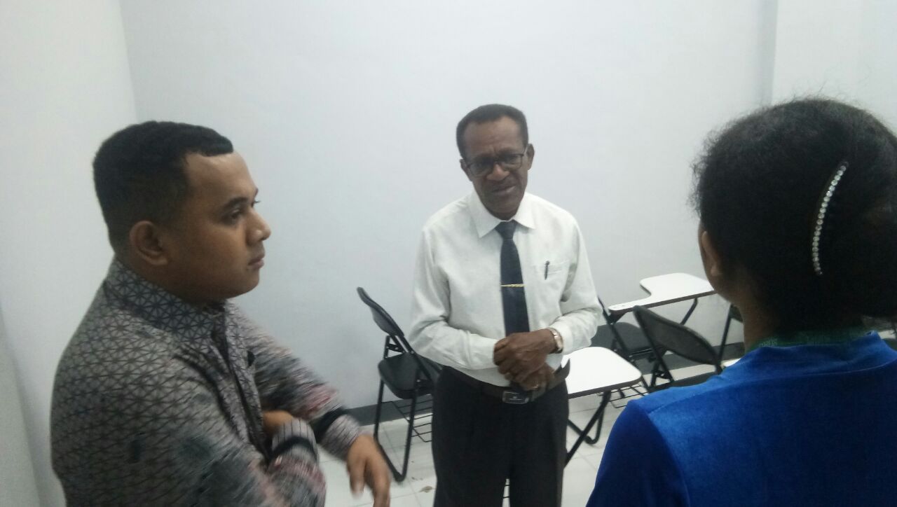 Pj Wali Kota Jayapura, Frans Pekey meninjau kondisi ruangan dan fasilitasnya
