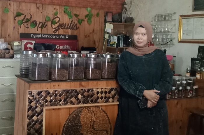 Kedai Kopi Geulis di Tanjungsari, Sumedang yang makin mendunia.