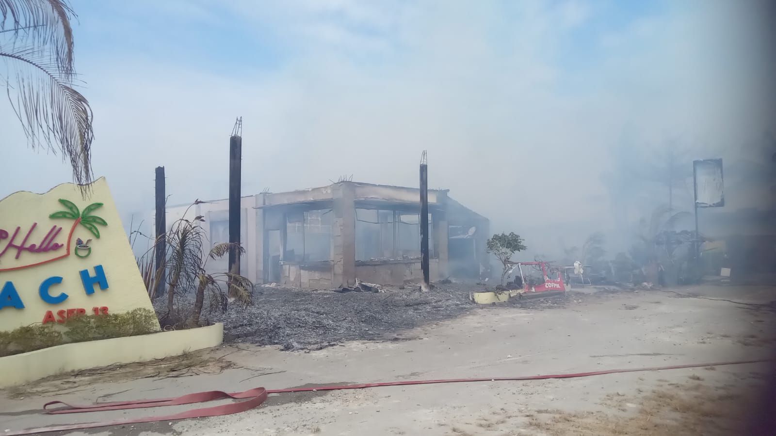 Tiga kafe di Kampung Turis Blok Pamugaran Kecamatan Pangandaran Kabupaten Pangandaran kebakaran, Kamis 31 Agustus 2023 pagi.*/kabar-priangan.com/Kiki Masduki