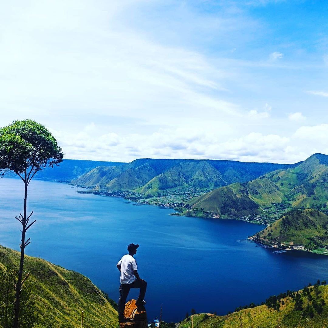 Keunikan Danau Toba Yang Menjadi Destinasi Wisata Alam Populer Di ...