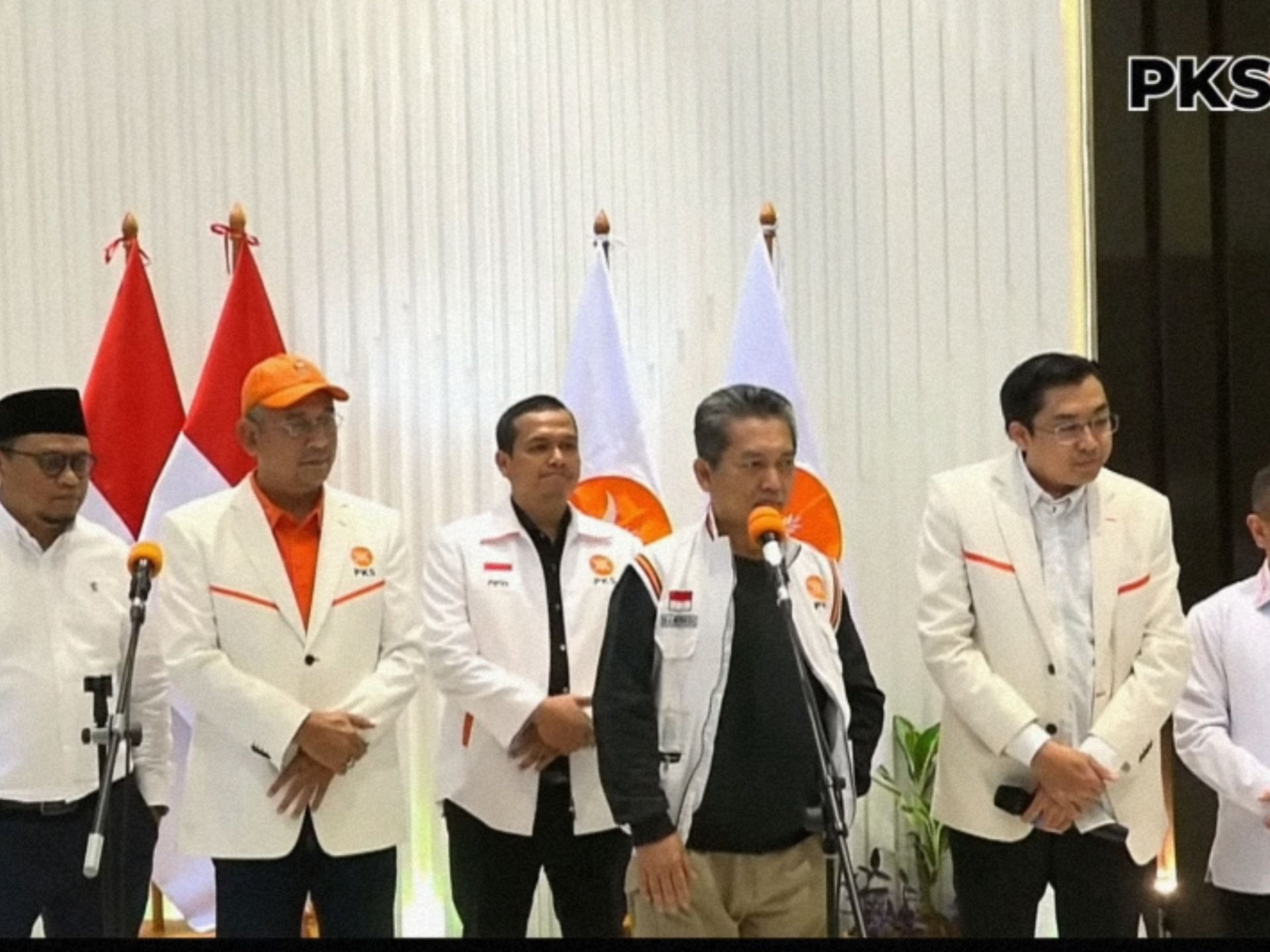 PKS Tetap Mendukung Anies Baswedan Walapun wakil  Muhaimin Iskandar