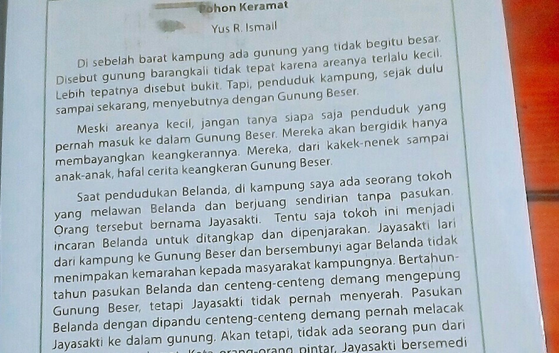 Artikel kunci jawaban Bahasa Indonesia kelas 9 halaman 75 76, tentang memahami isi struktur cerpen Pohon Keramat.