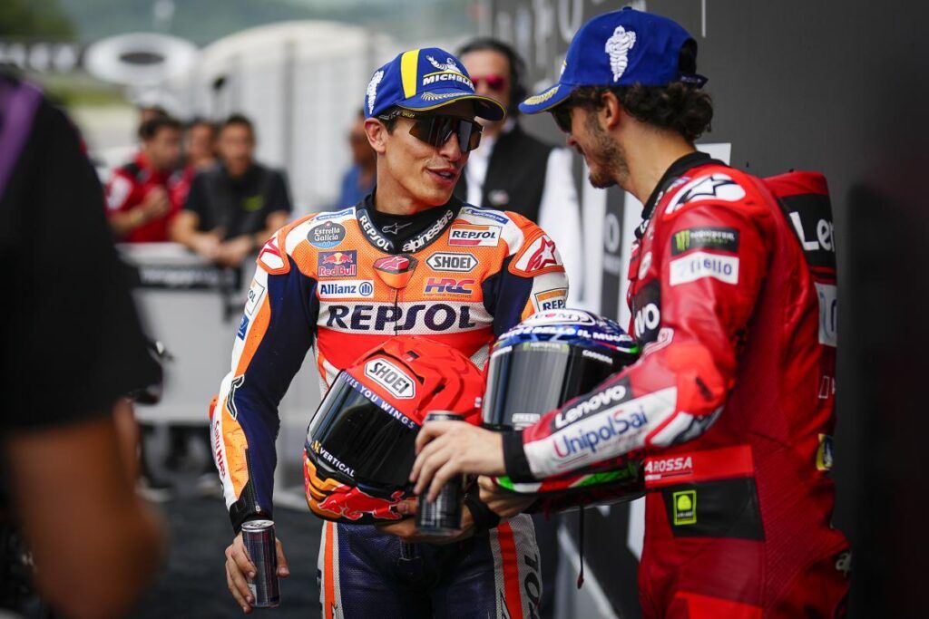 Marc Marquez dan Francesco Bagnaia usai sesi kualifikasi MotoGP 2023 seri 12.