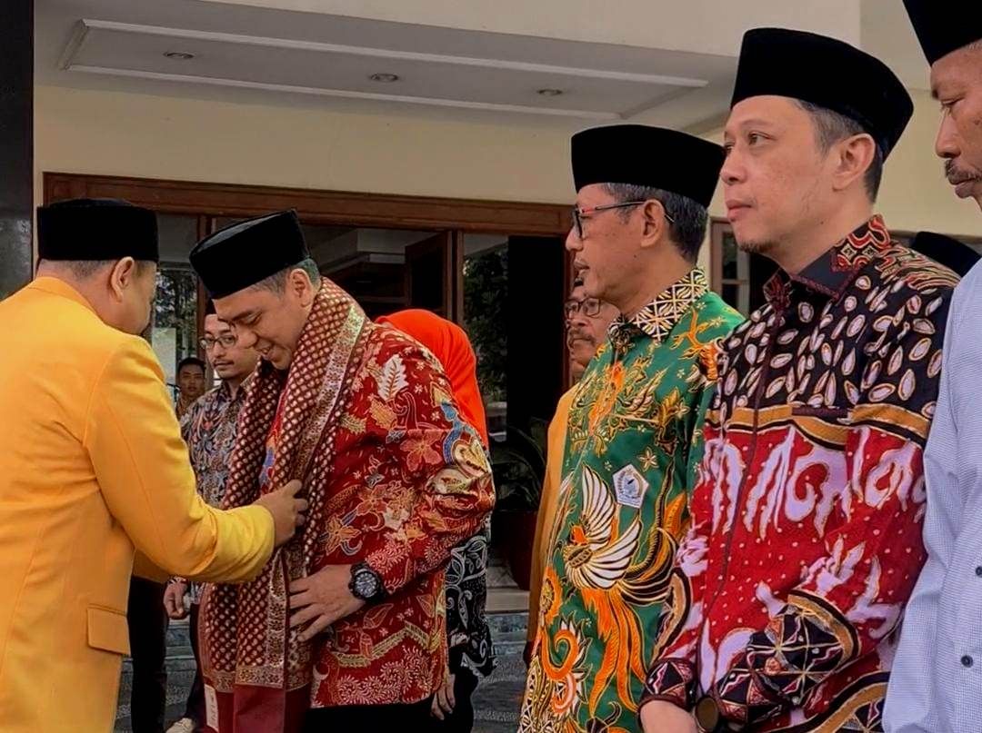 Bendahara Umum DPP Partai Persatuan Pembangunan (PPP) Arya Permana Graha saat kegiatan di Kabupaten Kuningan, Jawa Barat, September 2023.*