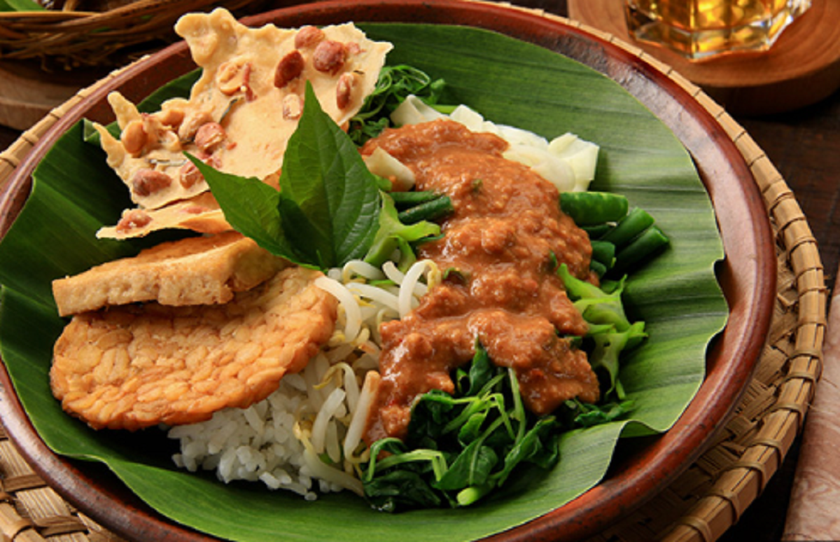 6 Warung Nasi Pecel Enak di Badung Bali, Ada Nasi Pecel Blitar dan Tulungagung, Murah Meriah Sedapnya Ampun!