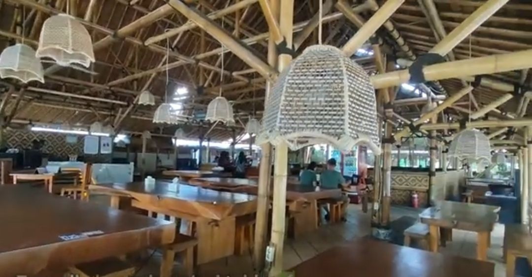 Gubug Berkah Resto BSD, resto cafe dan rumah makan di Ciater Tangerang Selatan Banten/tangkapan layar YouTube/channel Mulai Yuk