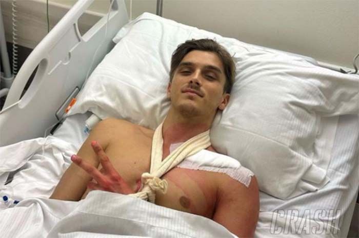 Luca Marini saat menjalani operasi akibat cedera yang dialaminya di MotoGP India.