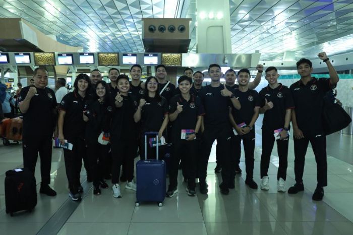 Tim bulu tangkis Indonesia yang berkekuatan 20 atlet bertolak ke Hangzhou, China, untuk mengikuti agenda multicabang Asian Games 2022 melalui Bandara Soekarno-Hatta, Tangerang, Banten, Senin dini hari