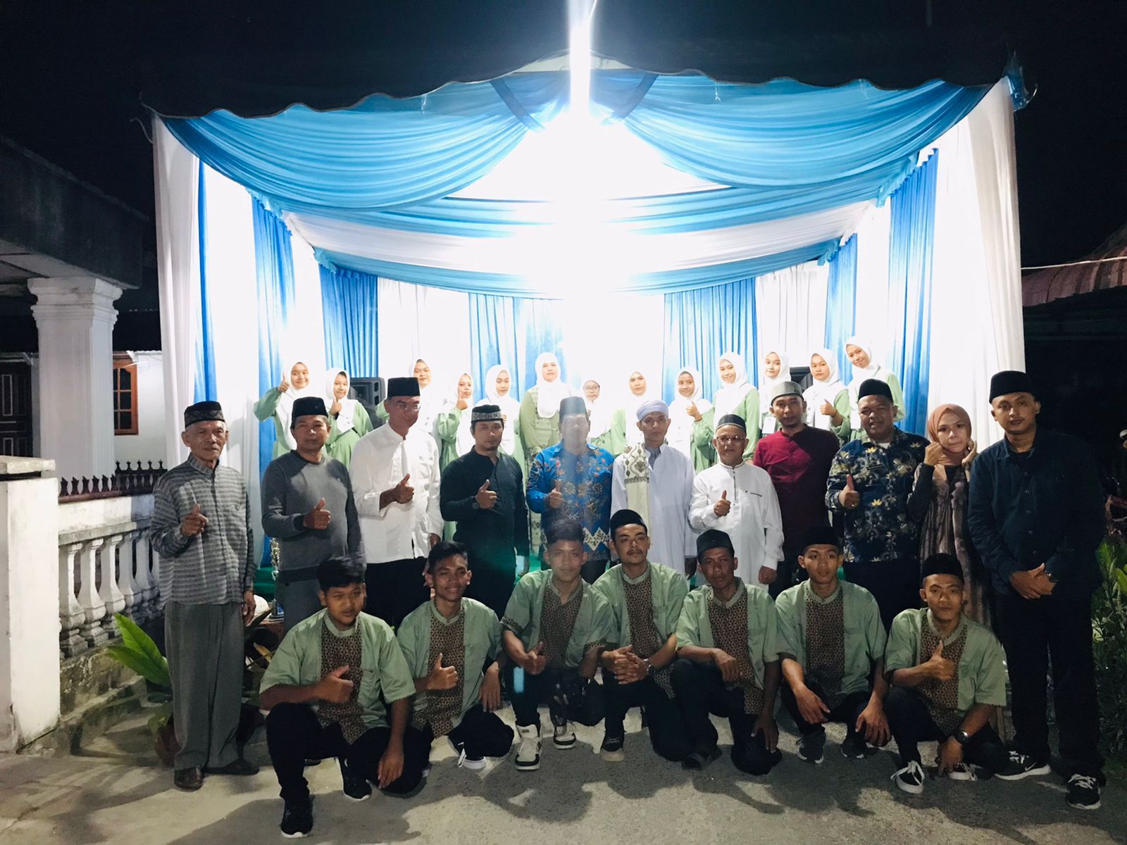 Masjid Amaliyah Gelar Maulid Nabi Muhammad SAW, Aprial Ginting Serahkan Piala Lomba Adzan