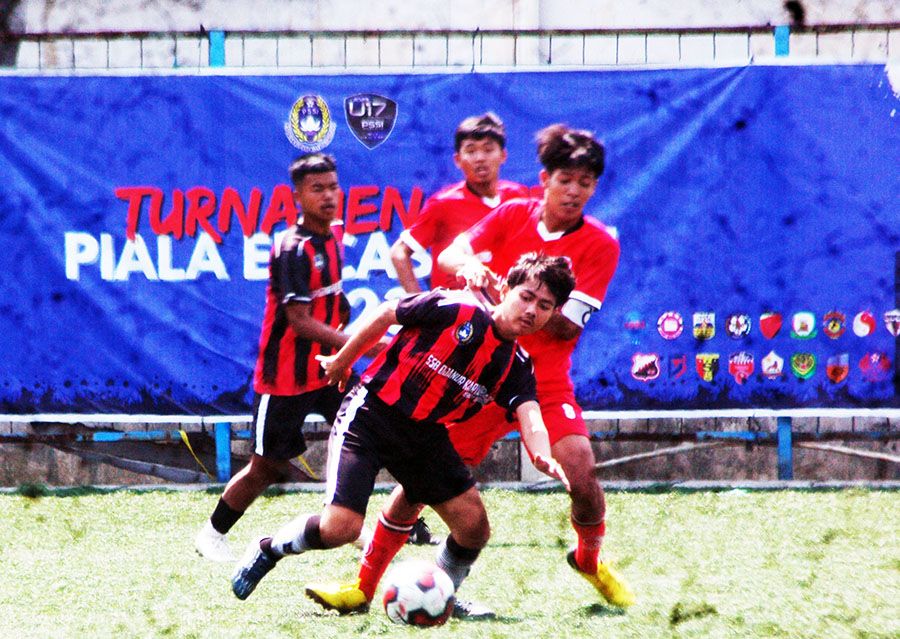 Djanur Kartabraja vs Prod Duta Maung Bandung dalam pertandingan jam kedua Piala Encas Tonif 2023, Selasa 3 Oktober 2203.