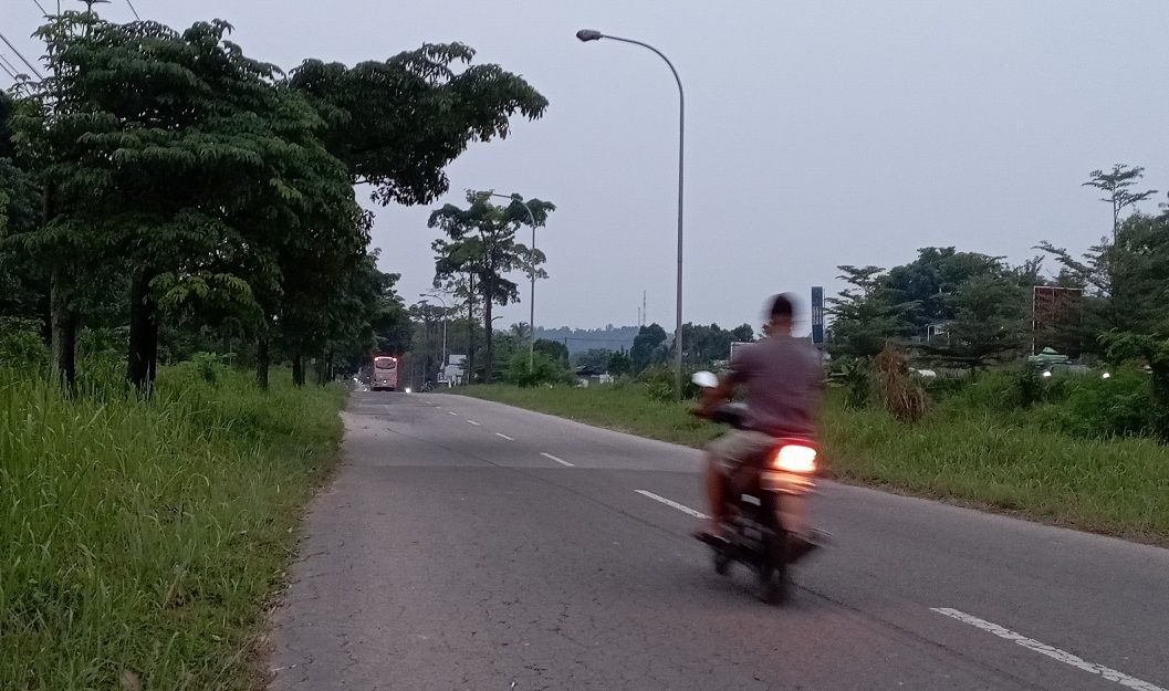Lampu jalan mati di Batam 