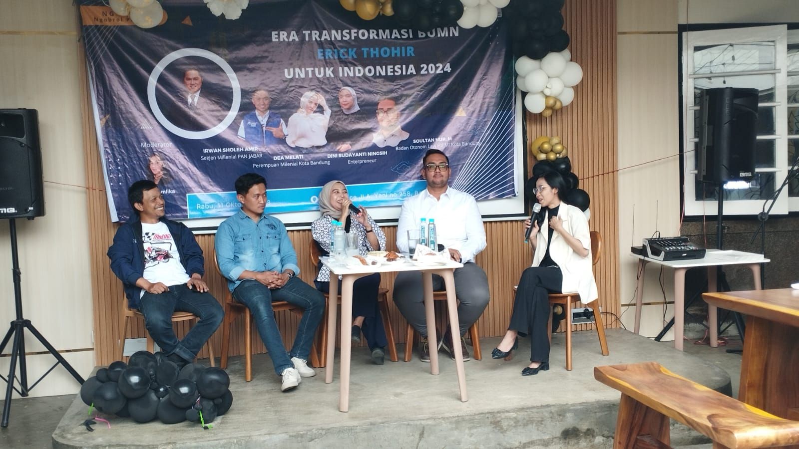 Diskusi dengan tema ngobrol pintar (ngopi) bareng para milenial dan generasi muda di Jalan A. Yani, Kota Bandung, Rabu 11 Oktober 2023.