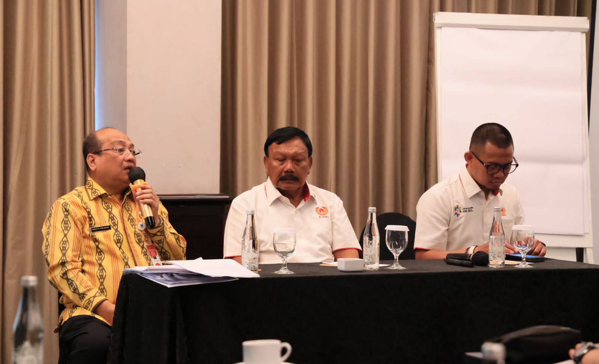 Rapat tindak lanjut hasil rapat terbatas pembahasan persiapan penyelenggaraan PON XXI Aceh-Sumut 2024 yang berlangsung di Hotel Kimaya Slipi, Jakarta, Kamis 12 Oktober 2023.