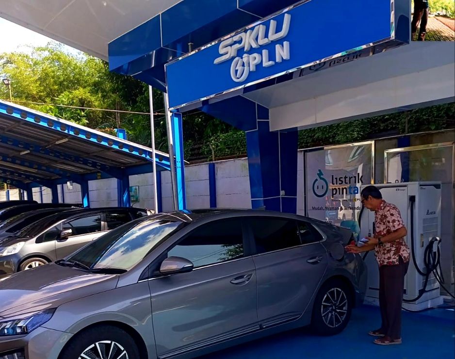 SPKLU Unit ULP PLN Banjar Kota di Jalan Kapten Jamhur, selama ini hanya melayani pengisian daya baterai mobil listrik saja.