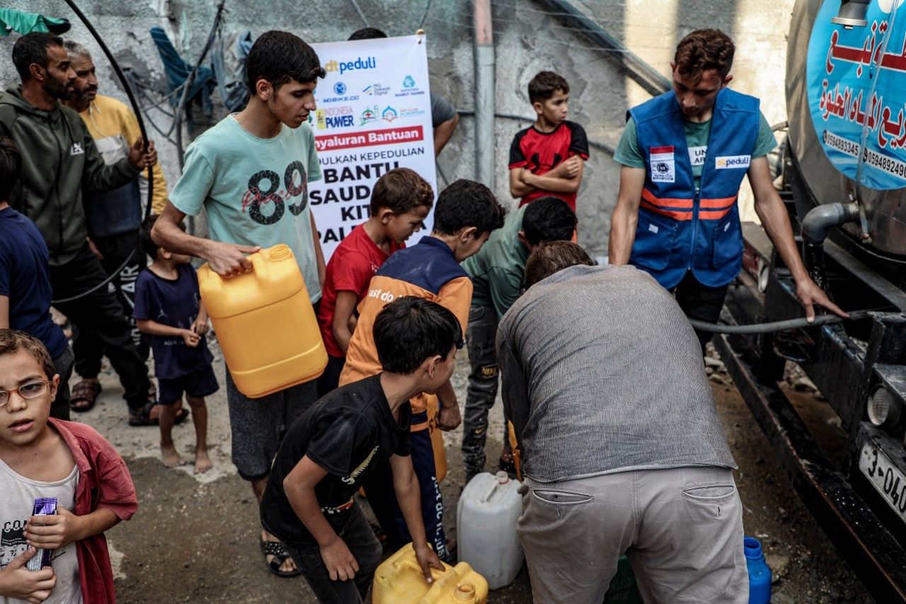 Tim DT Peduli salurkan air di Jalur Gaza, Palestina