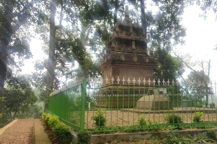 Cagar budaya peninggalan kerajaaan Hindu abad VIII yang ada di desa wisata Cangkuang