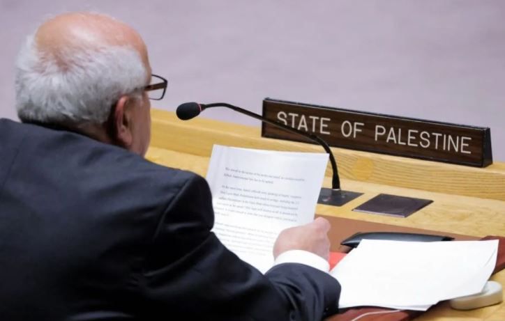 Pengamat Tetap Palestina untuk PBB Riyad H. Mansour berpidato di Dewan Keamanan usai proses pemungutan suara dalam pertemuan DK PBB mengenai konflik antara Israel dan Hamas di markas besar PBB di New York, AS, Senin 16 Oktober 2023. 